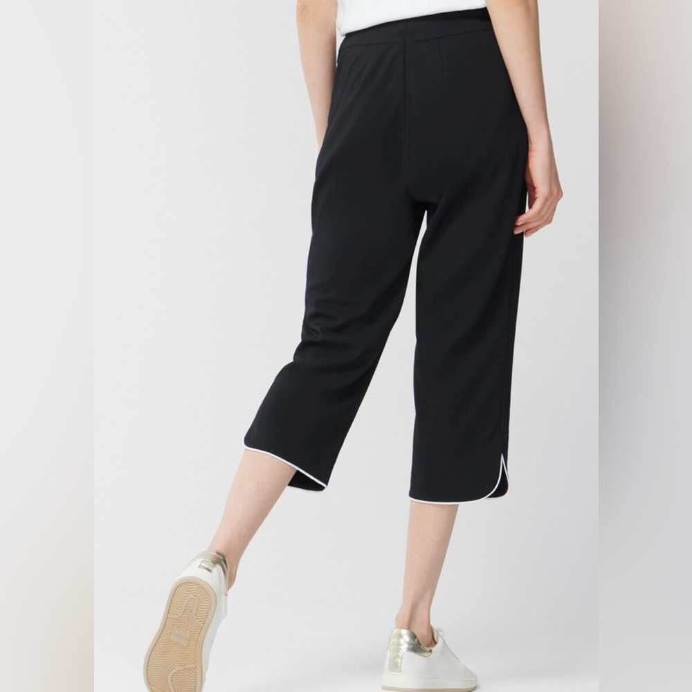 Chico’s TruTemp Trimmed Capri Pants - Women’s XL or Size 16 (Chico’s size 3) - Picture 2 of 10